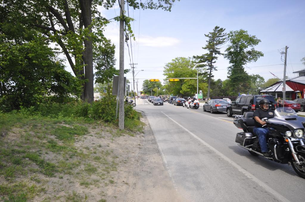 Beachfront At Beach1 Motel Wasaga Beach Exterior foto