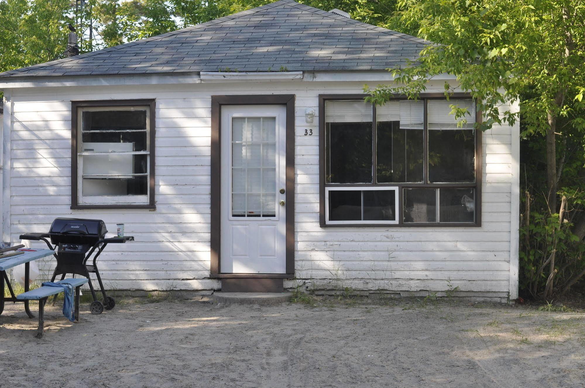 Beachfront At Beach1 Motel Wasaga Beach Exterior foto